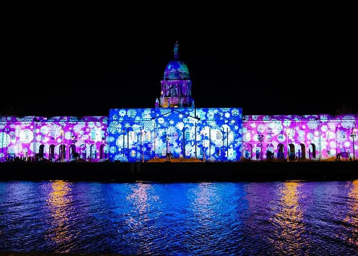 Latroupe Jacobs Hostel *