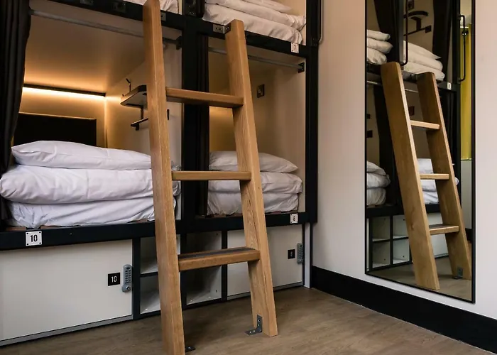 Hostel Latroupe Jacobs *