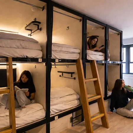 Hostel Latroupe Jacobs