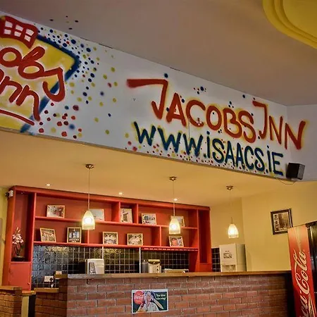 Хостел Latroupe Jacobs *