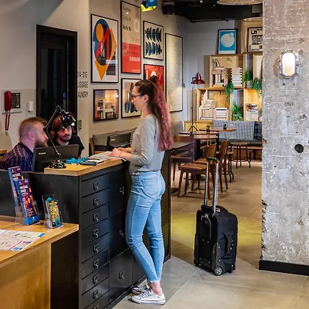 旅馆 Latroupe Jacobs *