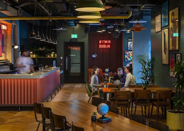 Latroupe Jacobs ホステル