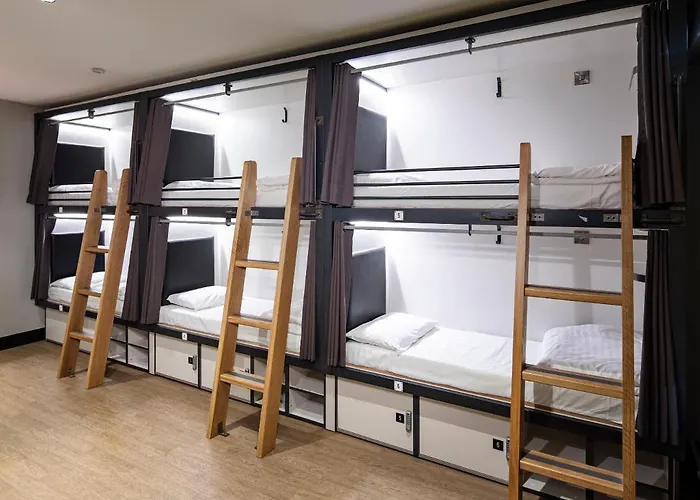 Latroupe Jacobs Hostel