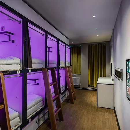 Hostel Latroupe Jacobs *