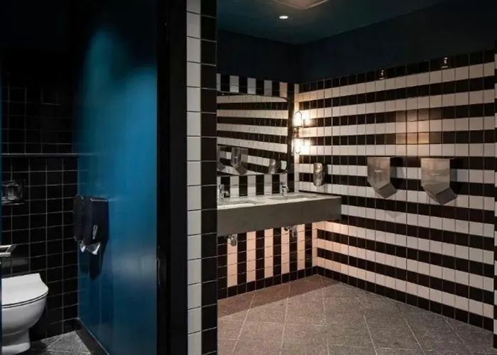 Latroupe Jacobs Хостел Дублин