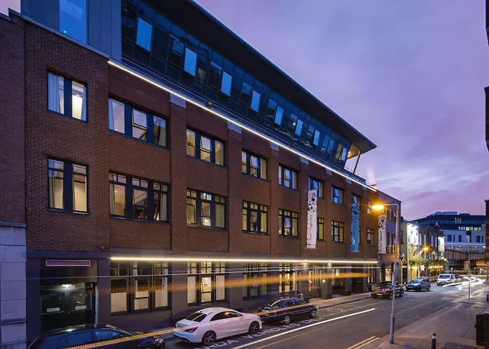 Хостел Latroupe Jacobs